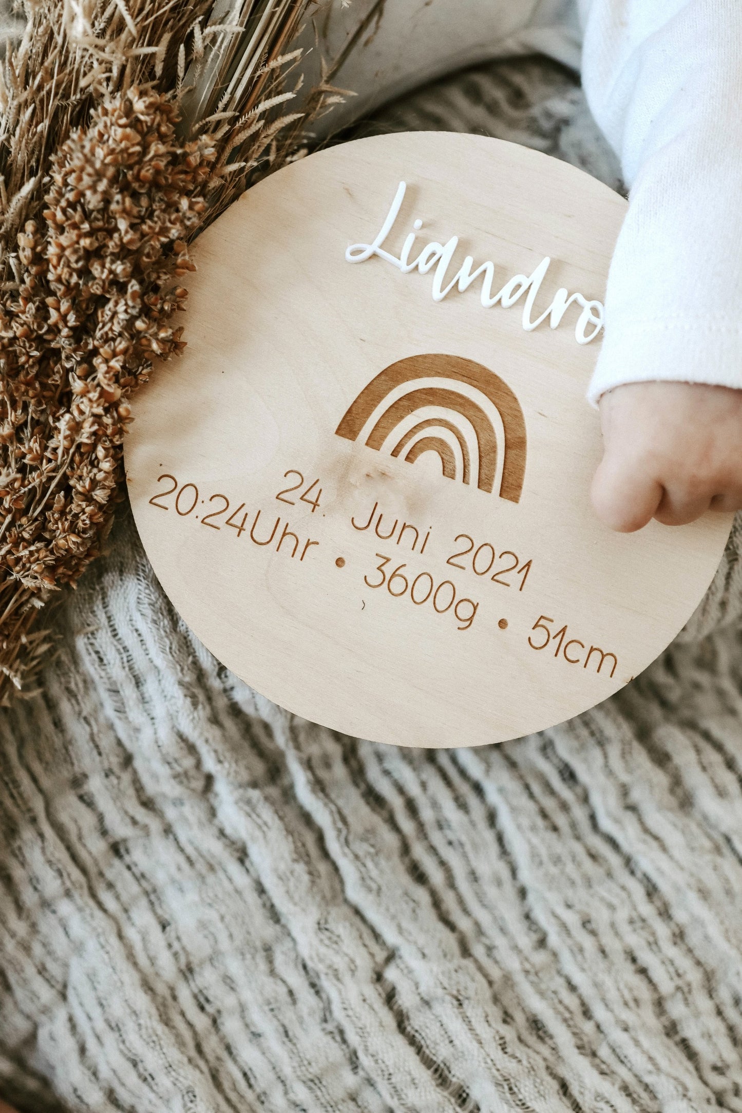 Personalisierte Geburtsscheibe aus Holz