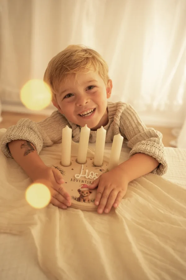 Personalisierter Adventskranz für Kinder – Bild 8