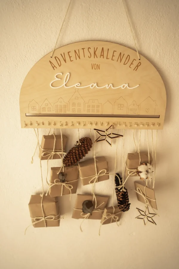 Personalisierter Adventskalender mit Grachtenlandschaft für Kinder – Bild 4