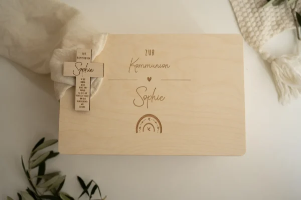Personalisierte Erinnerungskiste zur Kommunion oder Konfirmation – Bild 4