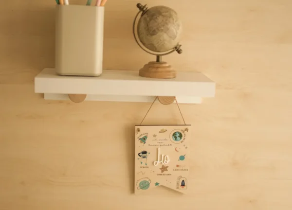 Farbenfrohe personalisierte Affirmationstafel aus Holz – Bild 4