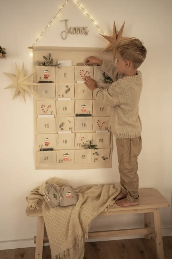 Personalisierter Adventskalender mit Bügelbilder – Bild 4